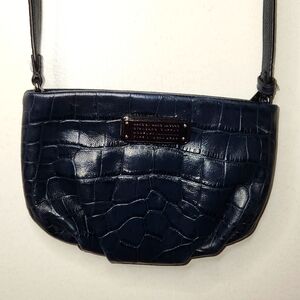 Marc Marc Jacobs navy leather croc embossed xbody, 💙 pre loved sold as is